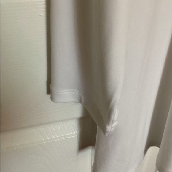 Susan Graver Liquid Knit White Tunic Blouse - Picture 2 of 4